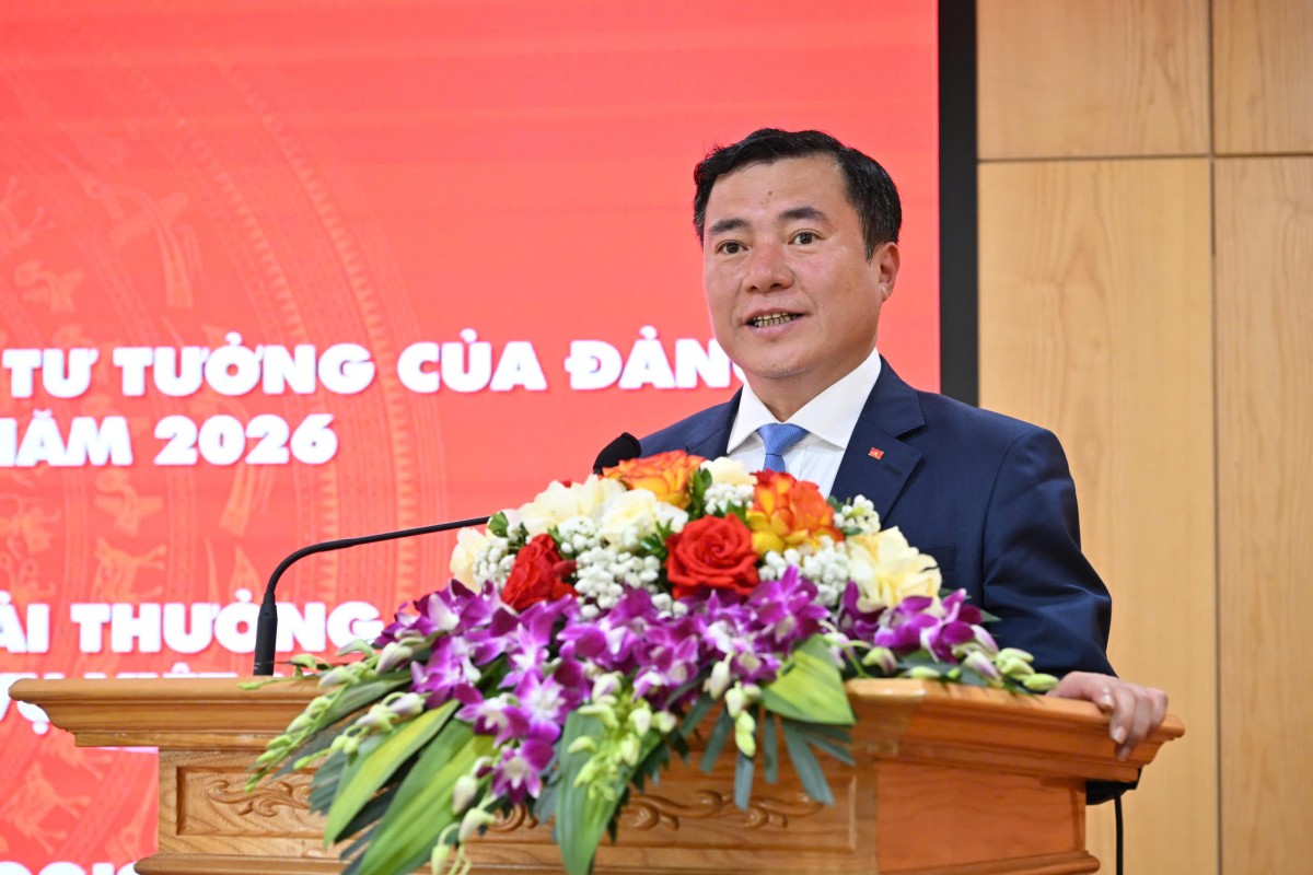 Thứ trưởng Bộ Công Thương Nguyễn Sinh Nhật Tân phát biểu tại sự kiện. 