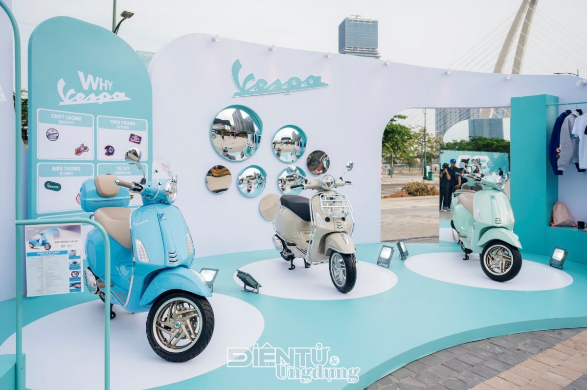 Vespa ra mắt BST đặc biệt nhân dịp kỷ niệm 80 năm Vespa Vespa ra mắt BST đặc biệt nhân dịp kỷ niệm 80 năm Vespa