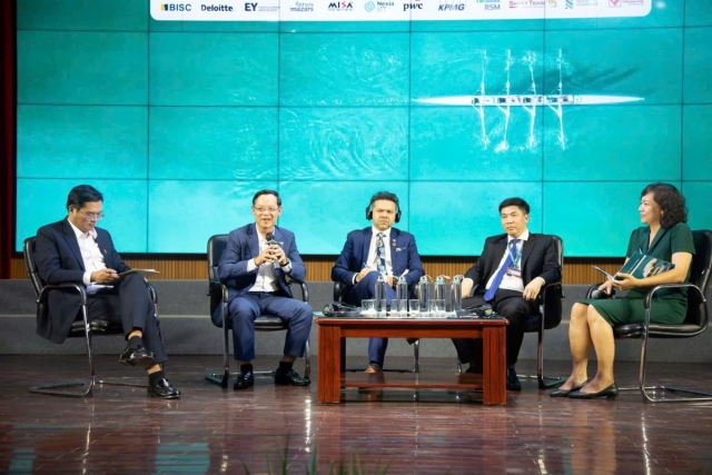 Sinh viên Học viện Tài chính định hình lộ trình sự nghiệp trong thế giới việc làm năng động