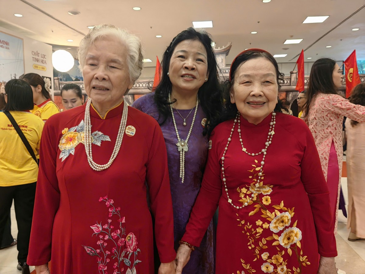 Nguyễn Thị Thân Nguyễn Thị Thân