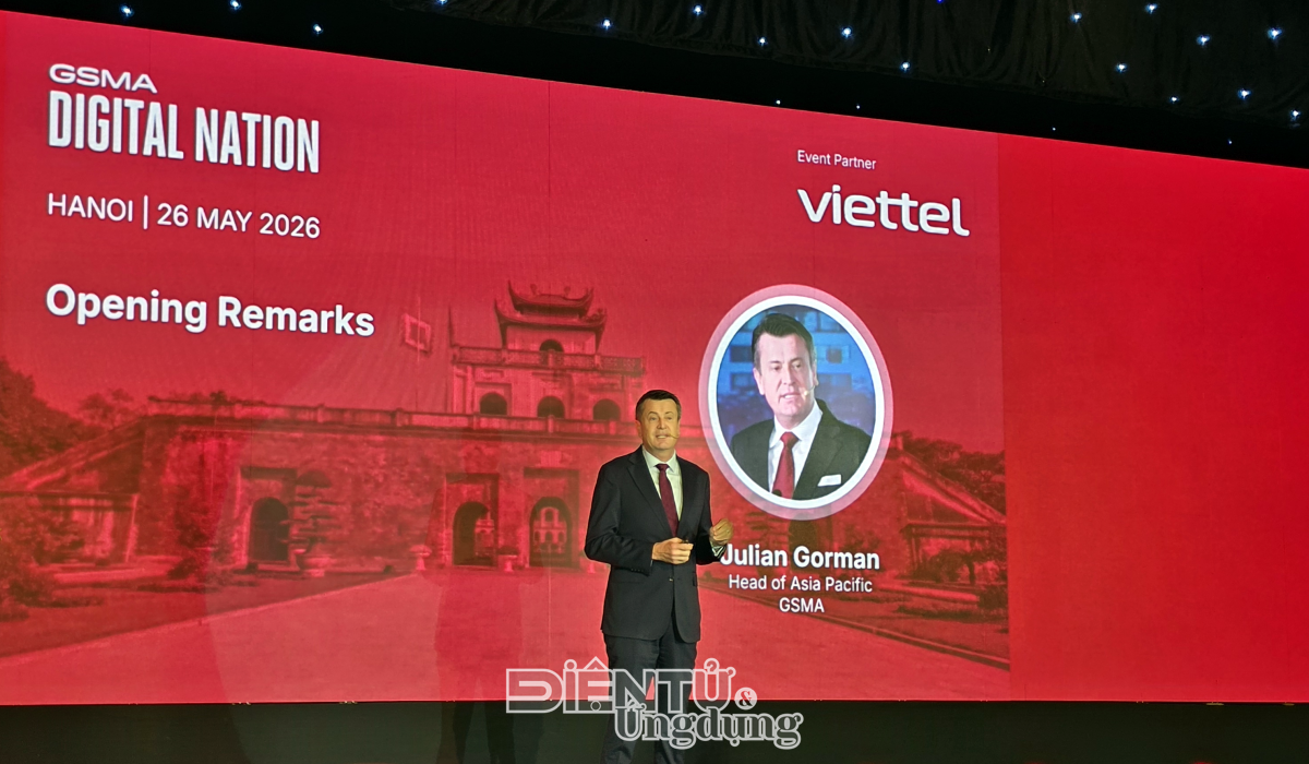 Ông Julian Gorman phát biểu về kinh tế số Việt Nam tại GSMA Digital Summit Hanoi 2026