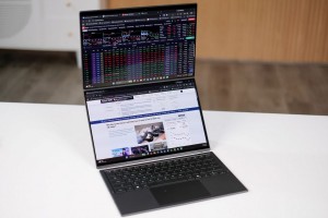 Ấn tượng đầu tiên với laptop ASUS Zenbook 2 màn hình giá gần 90 triệu đồng