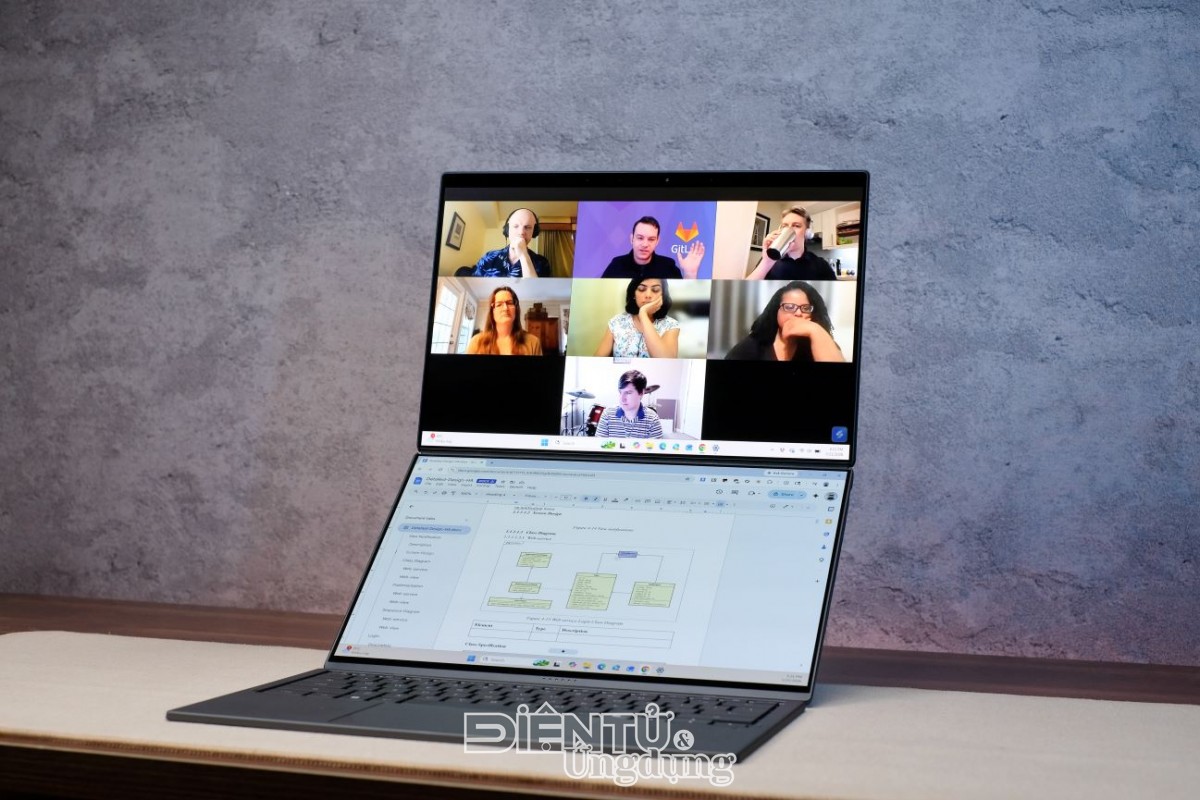 Trên tay nhanh mẫu laptop Zenbook 2 màn hình trị giá gần 90 triệu đồng của ASUS