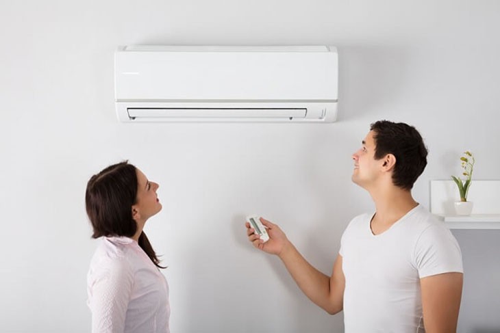 Nhu cầu sử dụng điều hòa tăng mạnh trong đợt nắng nóng cuối tháng 5/2026 khiến tiêu thụ điện tại Hà Nội lập kỷ lục mới. Nhu cầu sử dụng điều hòa tăng mạnh trong đợt nắng nóng cuối tháng 5/2026 khiến tiêu thụ điện tại Hà Nội lập kỷ lục mới.