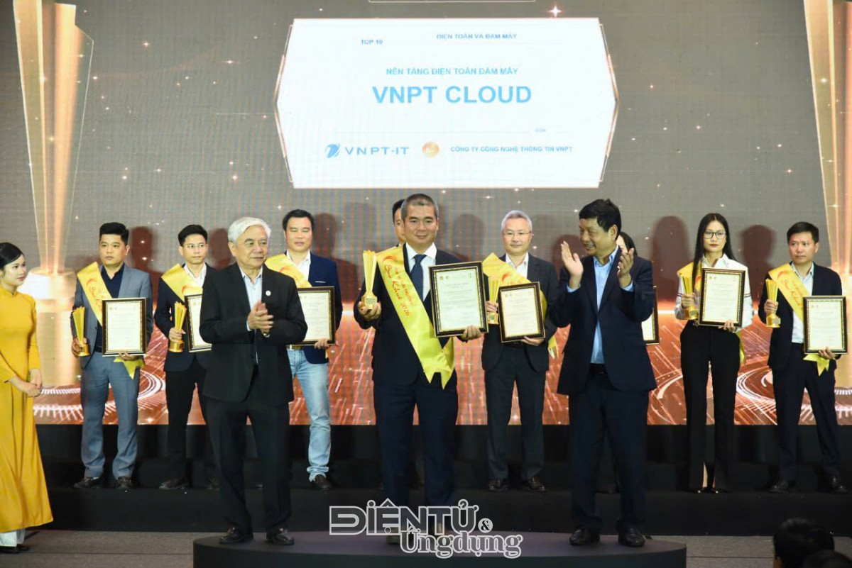 VNPT 7 lần xướng tên tại giải Sao Khuê 2026
