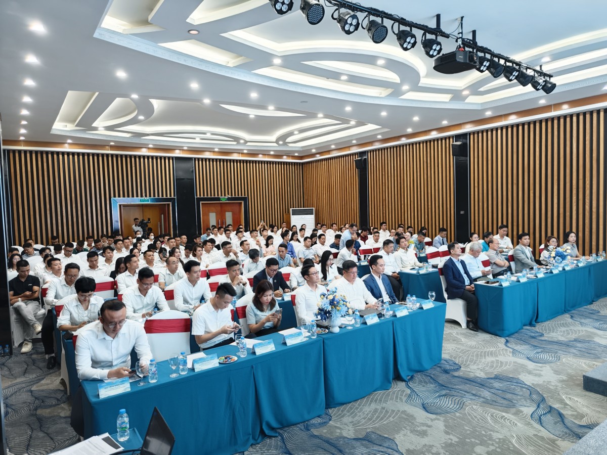 Tái cấu trúc không gian đô thị Hà Nội theo hướng đa cực, đa trung tâm, mở rộng các động lực tăng trưởng mới