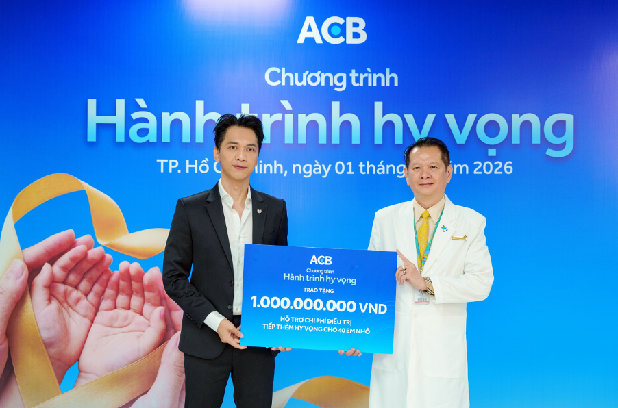 ACB đồng hành cùng bệnh nhi khó khăn trong chương trình 'Hành trình Hy vọng'
