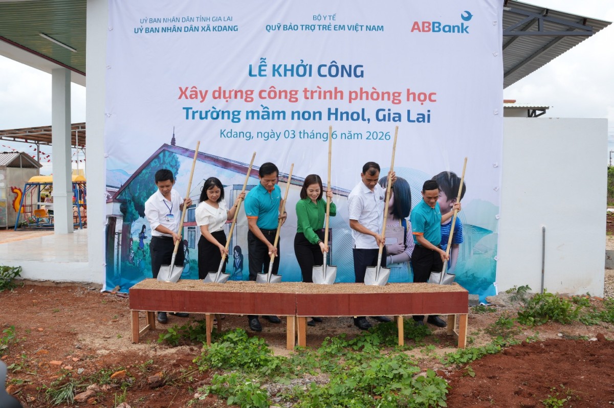 ABBank đầu tư 1 tỷ đồng xây phòng học cho trẻ em vùng khó khăn Gia Lai