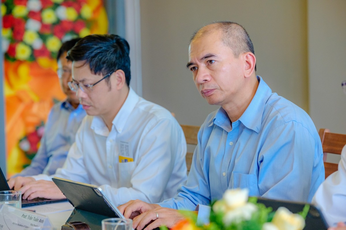 GS. TS. Trần Tuấn Anh, Phó Chủ tịch Viện Hàn lâm Khoa học và công nghệ Việt Nam.