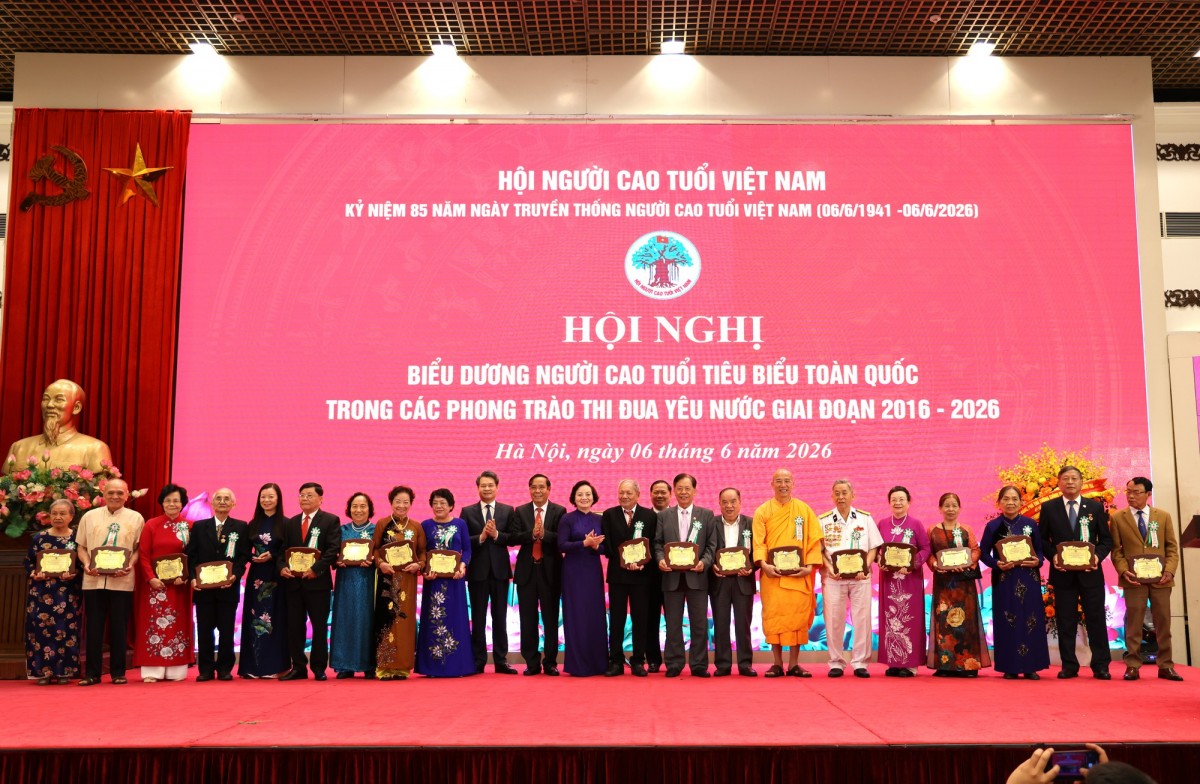 Hội Người cao tuổi Việt Nam tiếp tục phát huy vai trò nòng cốt, là tấm gương sáng cho các thế hệ noi theo