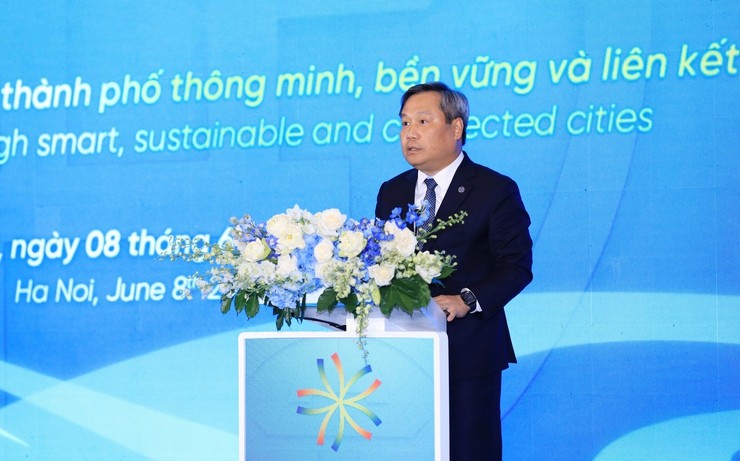 Chủ tịch UBND thành phố Hà Nội Vũ Đại Thắng phát biểu khai mạc Hội nghị.