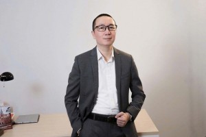 Gần 30 năm lên xuống cùng VN-Index