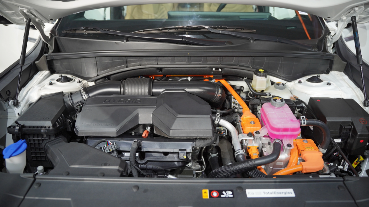 Hệ thống động cơ Hybrid của Kia Sorento Hybrid 2026. Ảnh: Thành Nhạn Hệ thống động cơ Hybrid của Kia Sorento Hybrid 2026. Ảnh: Thành Nhạn