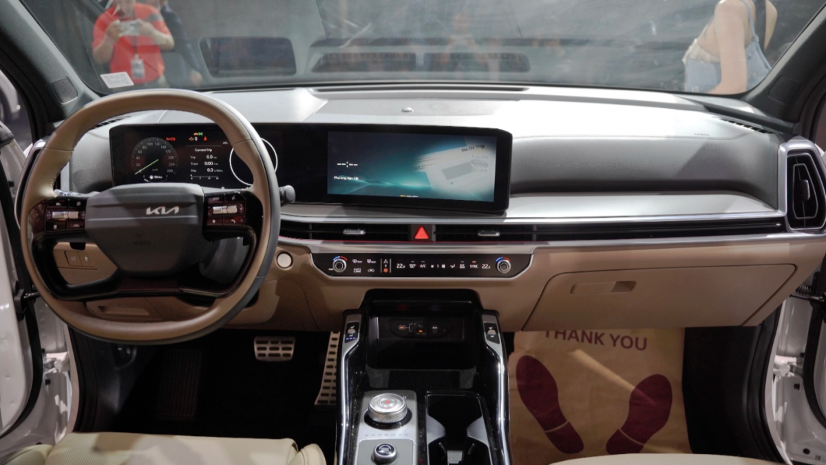 Thiết kế khoang lái của Kia Sorento Hybrid 2026. Ảnh: Thành Nhạn Thiết kế khoang lái của Kia Sorento Hybrid 2026. Ảnh: Thành Nhạn