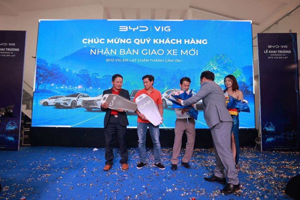 BYD Việt Nam khai trương 2 showroom mới tại Hà Nội và Đà Lạt