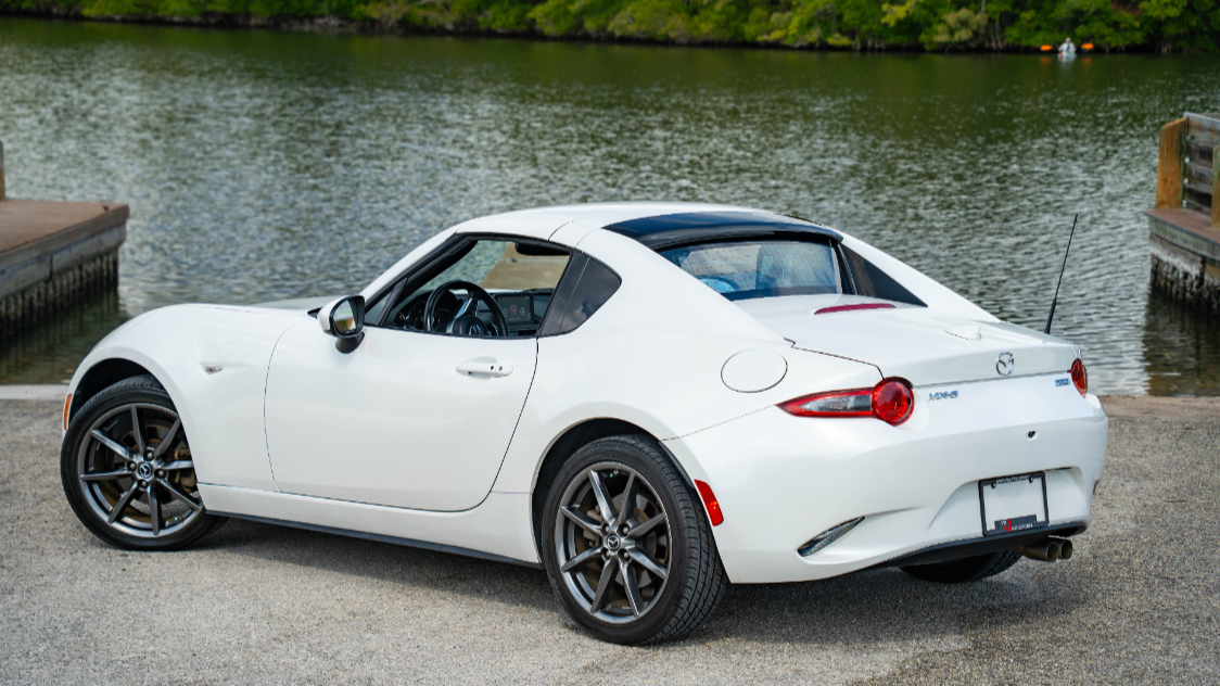 Mazda MX-5 RF được kỳ vọng tạo thêm sức hút cho thị trường xe hiệu suất cao Mazda MX-5 RF được kỳ vọng tạo thêm sức hút cho thị trường xe hiệu suất cao