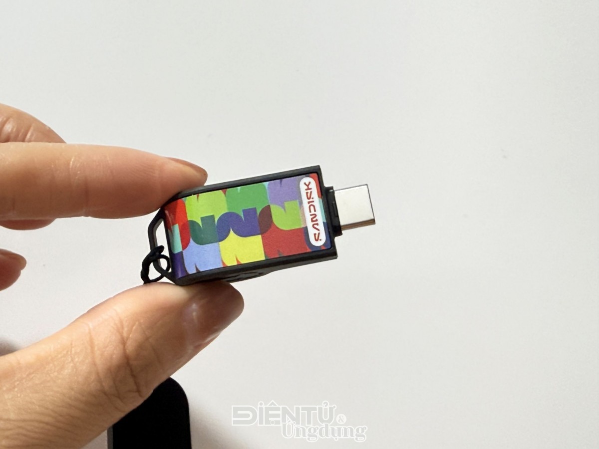 USB-C Flash Drive Sandisk FIFA World Cup 2026™ Edition