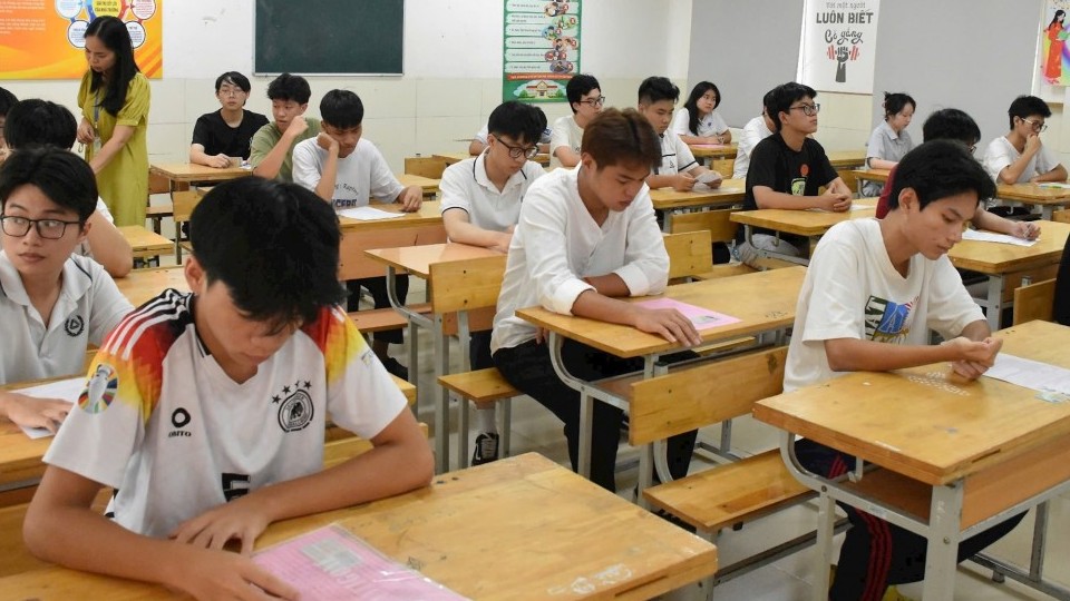 Thí sinh bước vào ngày thi thứ hai với các môn tự chọn