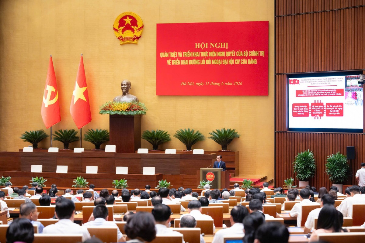 Khẩn trương cụ thể hóa Nghị quyết số 06-NQ/TW  thành các chương trình hành động