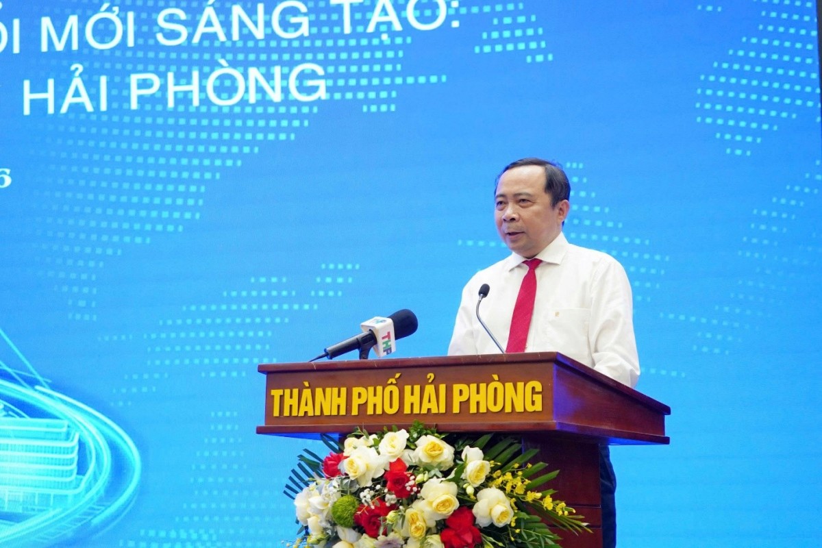PGS.TS. Vũ Hải Quân, Ủy viên Ban Chấp hành Trung ương Đảng, Bộ trưởng Bộ Khoa học và Công nghệ phát biểu tại Hội thảo. PGS.TS. Vũ Hải Quân, Ủy viên Ban Chấp hành Trung ương Đảng, Bộ trưởng Bộ Khoa học và Công nghệ phát biểu tại Hội thảo.
