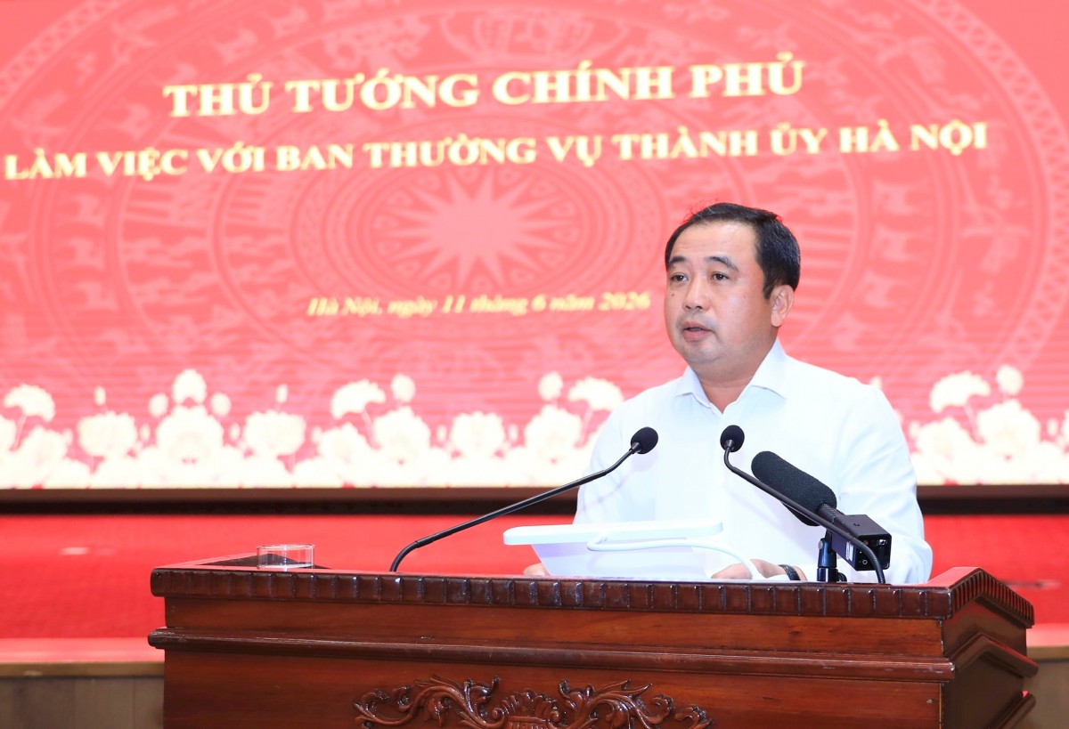 Bí thư Thành ủy Hà Nội Trần Đức Thắng phát biểu tại buổi làm việc.