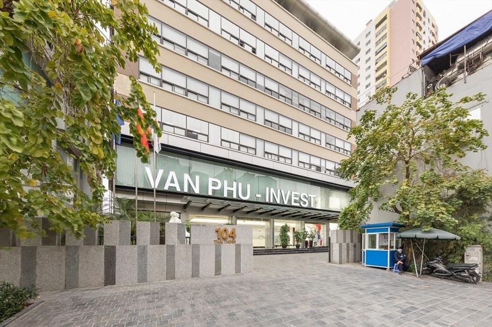 Văn Phú đối mặt áp lực tài chính: Lợi nhuận giảm 81%, dòng tiền âm hơn 1.000 tỷ đồng
