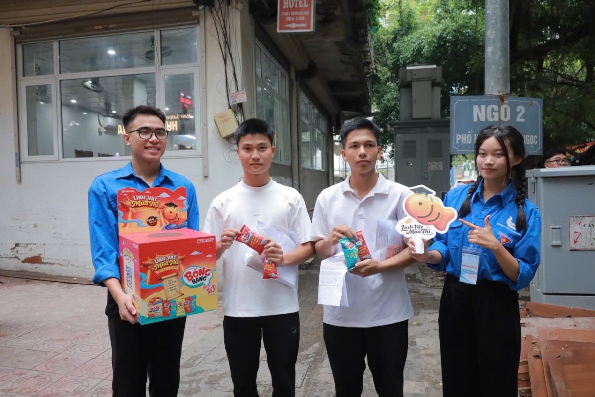 Tiếp sức mùa thi 2026: Huy động gần 5 tỷ đồng hỗ trợ thí sinh tại 750 điểm thi trên cả nước