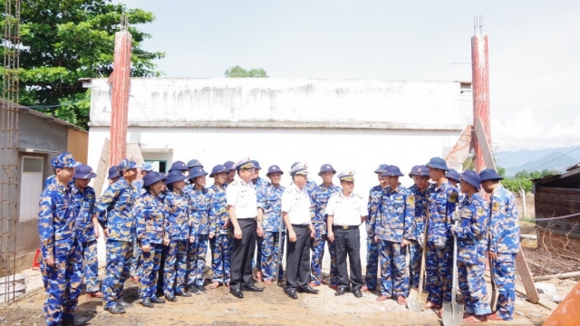 Những ngôi nhà nghĩa tình từ tấm lòng người lính Hải quân