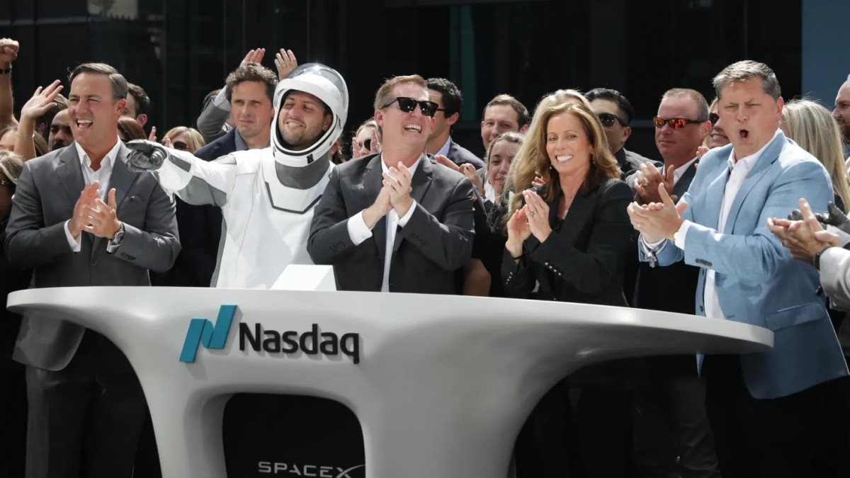 Đợt IPO của SpaceX đã thành công mỹ mãn. Các nhà đầu tư nói về ngày giao dịch đầu tiên đầy ấn tượng này ra sao?