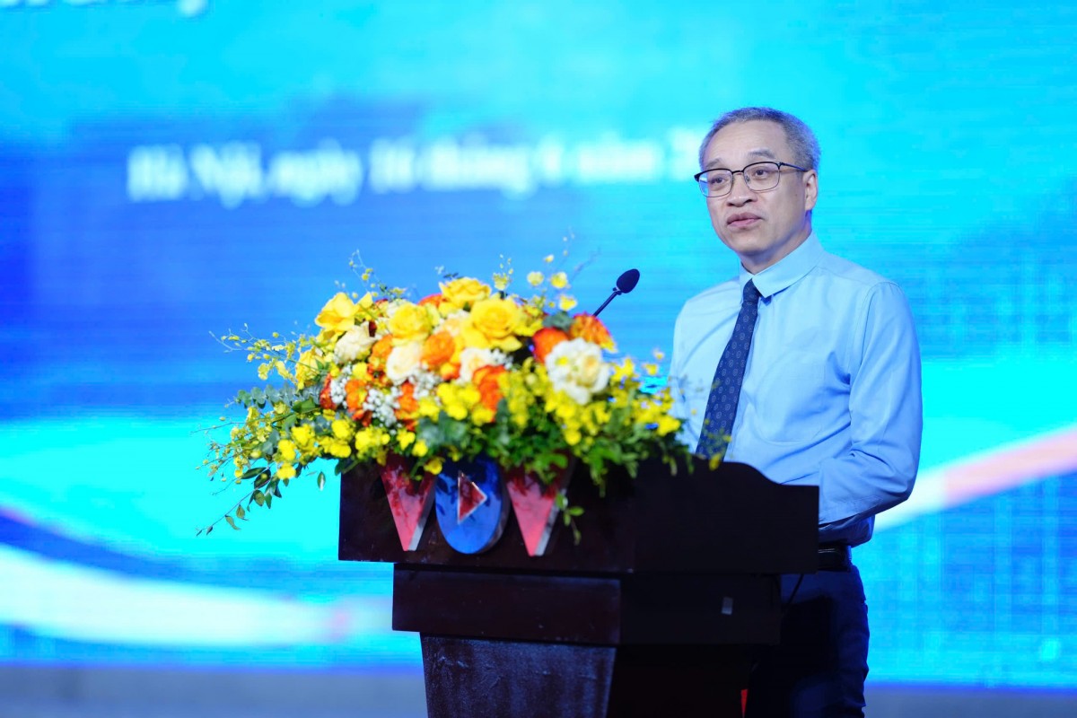 Báo chí trong kỷ nguyên số: Không chỉ truyền tải mà còn dẫn dắt và kiến tạo thông tin
