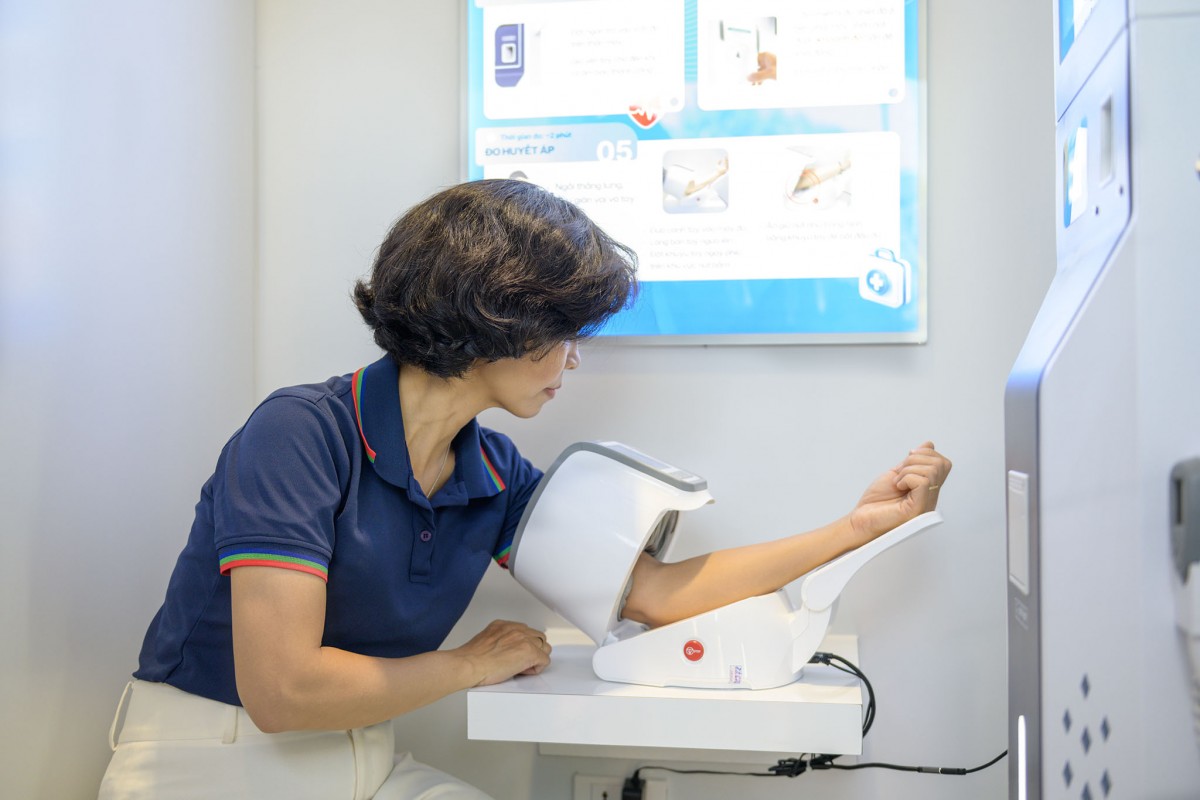Trạm Công dân số phát huy vai trò thế mạnh “gần dân, sát dân”, trở thành điểm tựa y tế an toàn và đáng tin cậy trong những tình huống khẩn cấp, ốm, sốt bất ngờ. Trạm Công dân số phát huy vai trò thế mạnh “gần dân, sát dân”, trở thành điểm tựa y tế an toàn và đáng tin cậy trong những tình huống khẩn cấp, ốm, sốt bất ngờ.