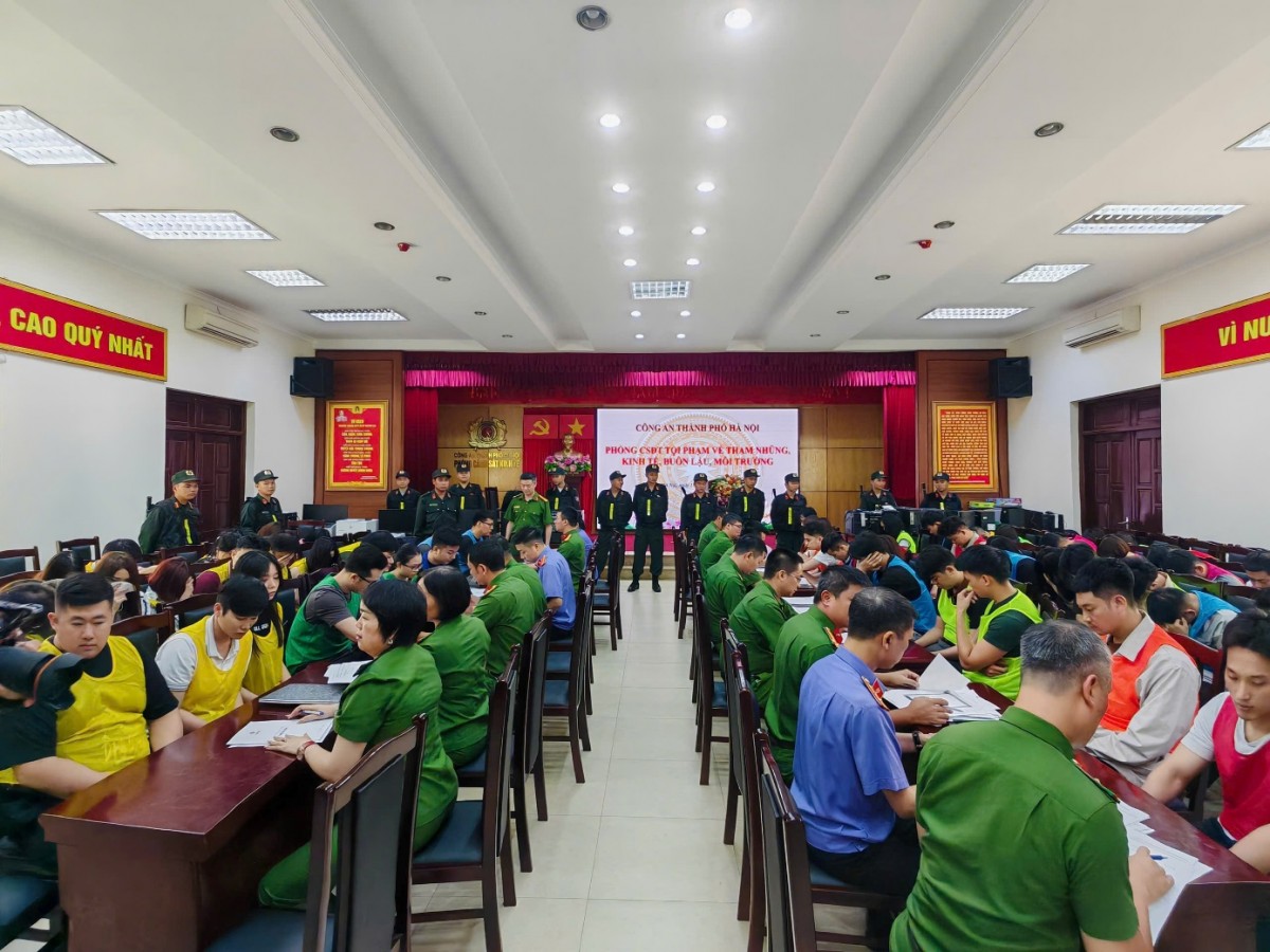 Khởi tố 187 bị can liên quan đến lừa đảo mua bán gói nghỉ dưỡng, du lịch.