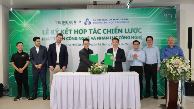 HEINEKEN Việt Nam và Trường Đại học Bách Khoa - ĐHQG TP.HCM ký kết hợp tác chiến lược