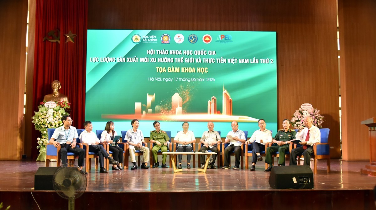 Chiến lược nào để phát triển lực lượng sản xuất mới ở Việt Nam?