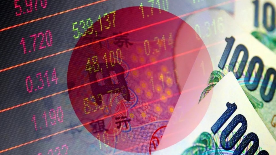 Vì sao 72,8 tỷ USD và tăng lãi suất vẫn chưa cứu được đồng yên?