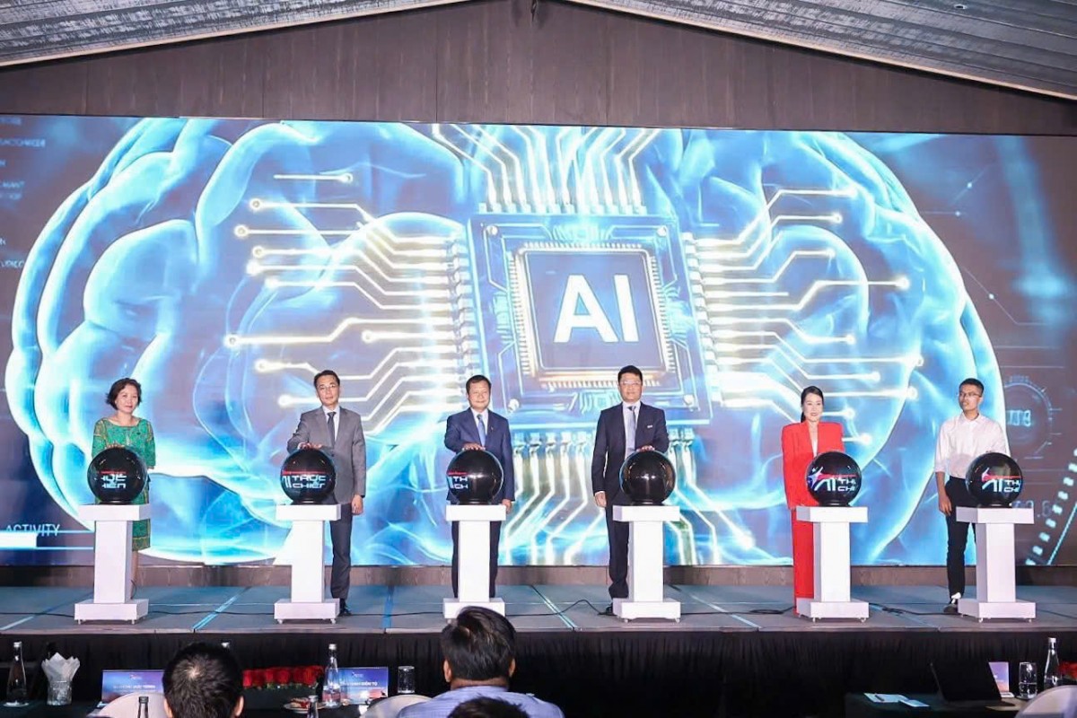 Các đại biểu khởi động chương trình AI Thực chiến 2026 Các đại biểu khởi động chương trình AI Thực chiến 2026