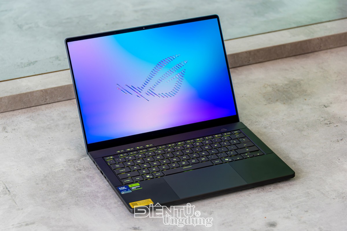 Lộ diện những hình ảnh đầu tiên về bộ 3 laptop ROG Zephyrus Duo, Zephyrus G14 và Zephyrus G16 Lộ diện những hình ảnh đầu tiên về bộ 3 laptop ROG Zephyrus Duo, Zephyrus G14 và Zephyrus G16