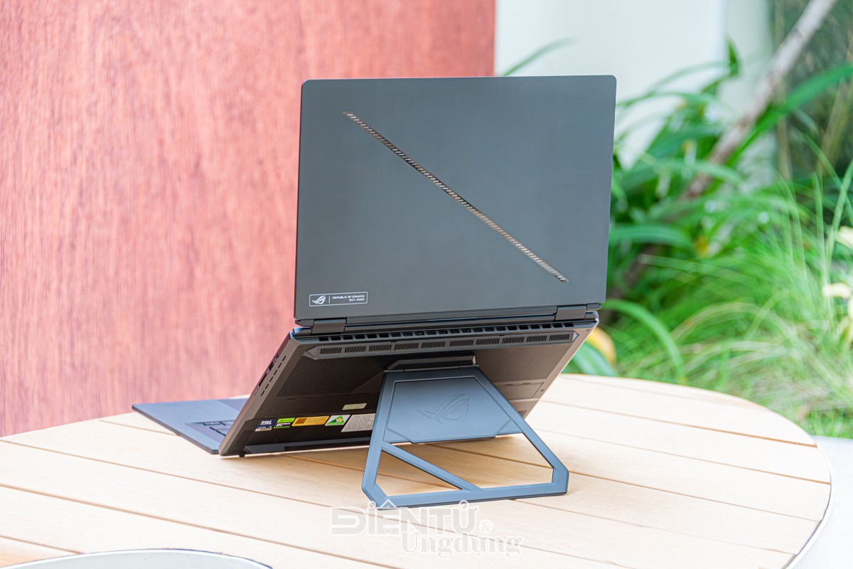 bộ 3 laptop ROG Zephyrus Duo, Zephyrus G14 và Zephyrus G16 vừa ra mắt tại thị trường Việt Nam bộ 3 laptop ROG Zephyrus Duo, Zephyrus G14 và Zephyrus G16 vừa ra mắt tại thị trường Việt Nam