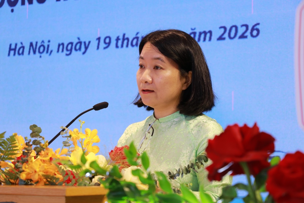 Bà Trần Thị Giang, Tổng Biên tập Tạp chí Tự động hóa Ngày nay phát biểu tại sự kiện. Bà Trần Thị Giang, Tổng Biên tập Tạp chí Tự động hóa Ngày nay phát biểu tại sự kiện.