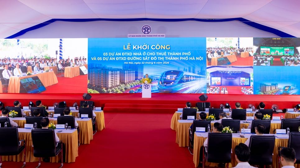 Thủ tướng dự lễ khởi công 5 tuyến đường sắt, 3 dự án nhà ở cho thuê tại Hà Nội với tổng vốn hơn 1,3 triệu tỷ đồng- Ảnh 4.
