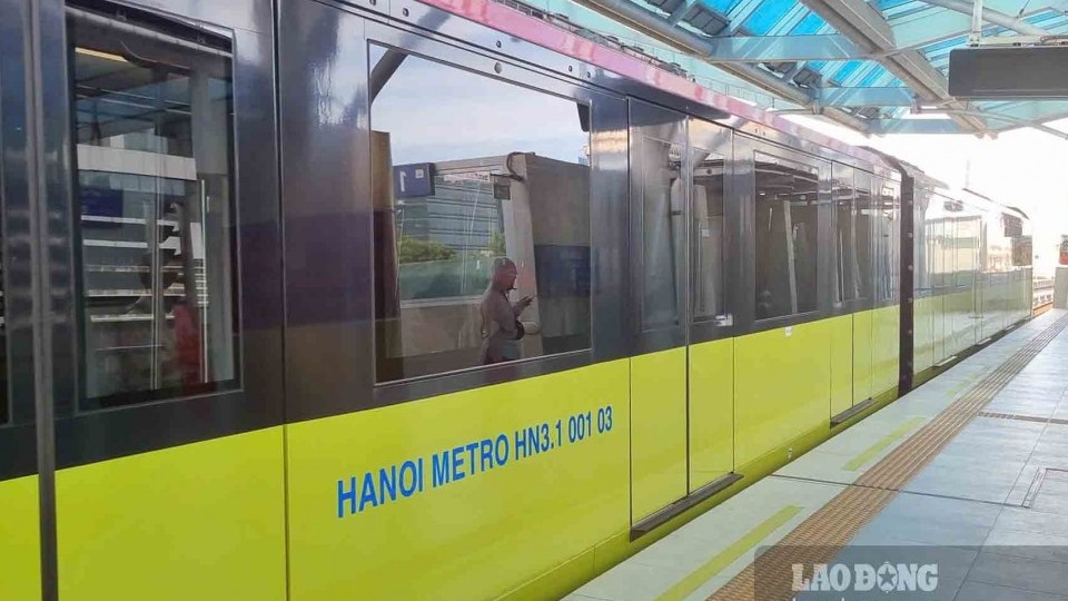 Nợ lương bảo vệ metro Hà Nội, ai chịu trách nhiệm?