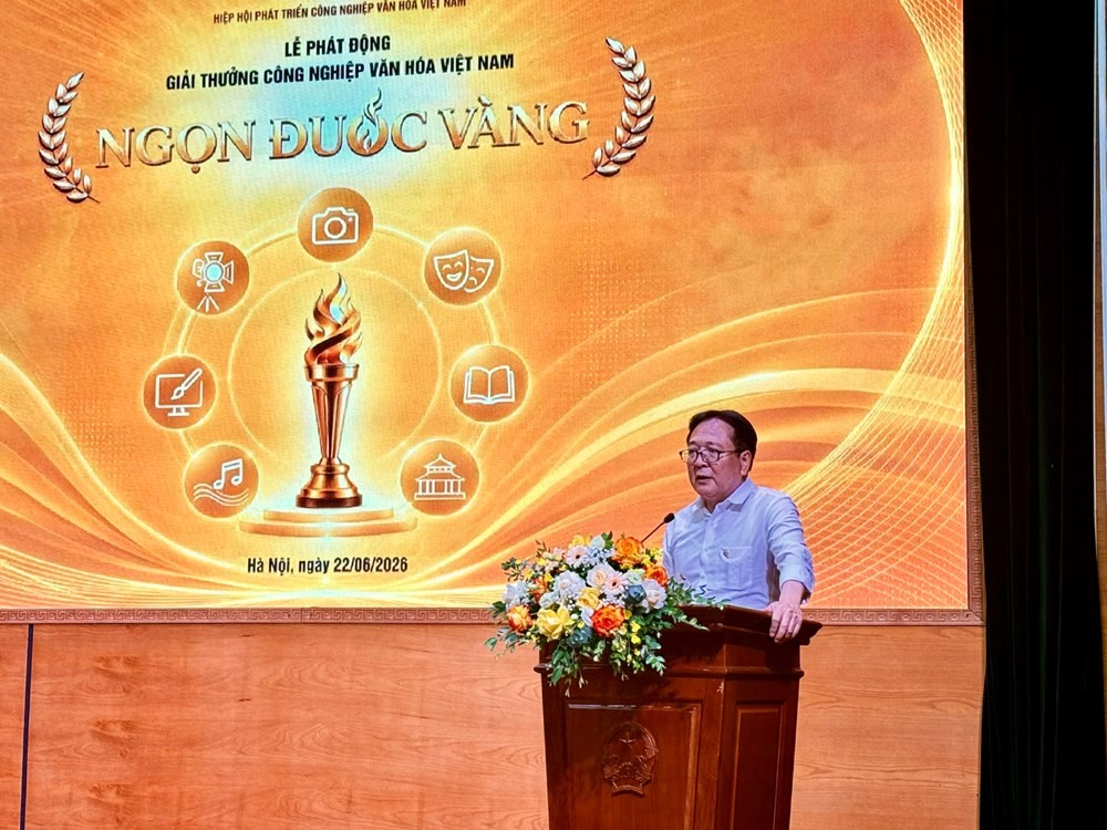 NSND Vương Duy Biên, Chủ tịch Hiệp hội Phát triển Công nghiệp Văn hoá Việt Nam phát biểu tại Lễ phát động. NSND Vương Duy Biên, Chủ tịch Hiệp hội Phát triển Công nghiệp Văn hoá Việt Nam phát biểu tại Lễ phát động.