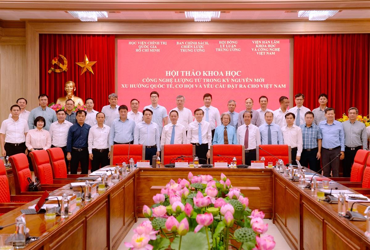 Nhận diện xu hướng công nghệ lượng tử cho Việt Nam trong kỷ nguyên mới Nhận diện xu hướng công nghệ lượng tử cho Việt Nam trong kỷ nguyên mới
