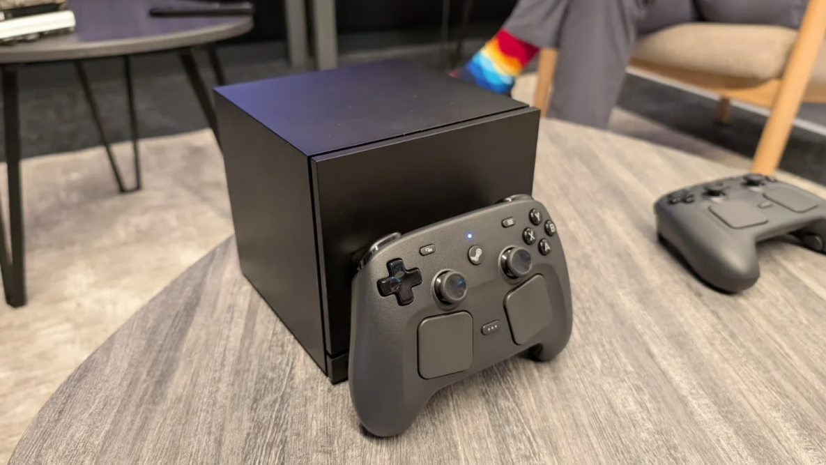 Steam Machine có mức giá cao hơn đáng kể so với các máy chơi game hiện hành Steam Machine có mức giá cao hơn đáng kể so với các máy chơi game hiện hành