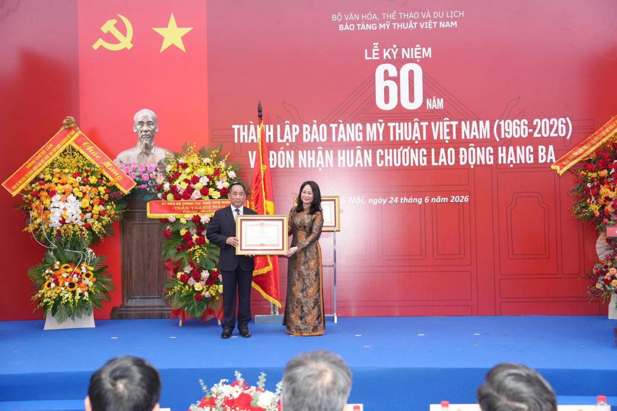 Bảo tàng Mỹ thuật Việt Nam đón nhận Huân chương Lao động hạng Ba nhân kỷ niệm 60 năm thành lập