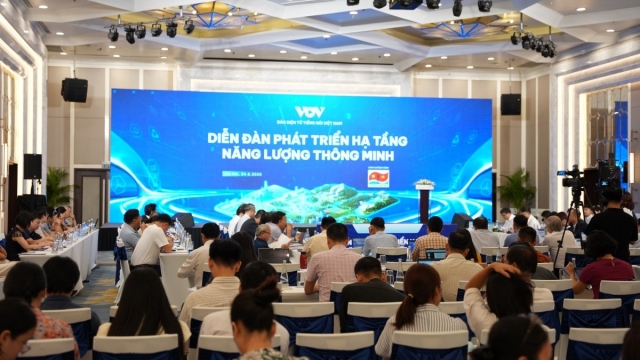 Tìm lời giải cho phát triển hạ tầng năng lượng thông minh cho Việt Nam