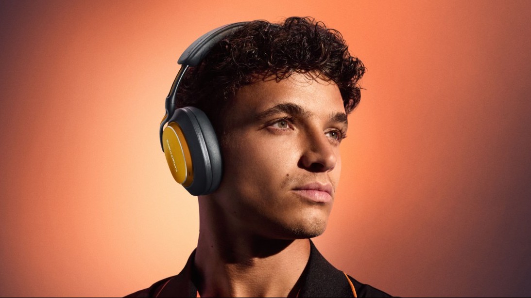 PGI chính thức mở bán headphone Px8 S2 McLaren Edition tại Việt Nam