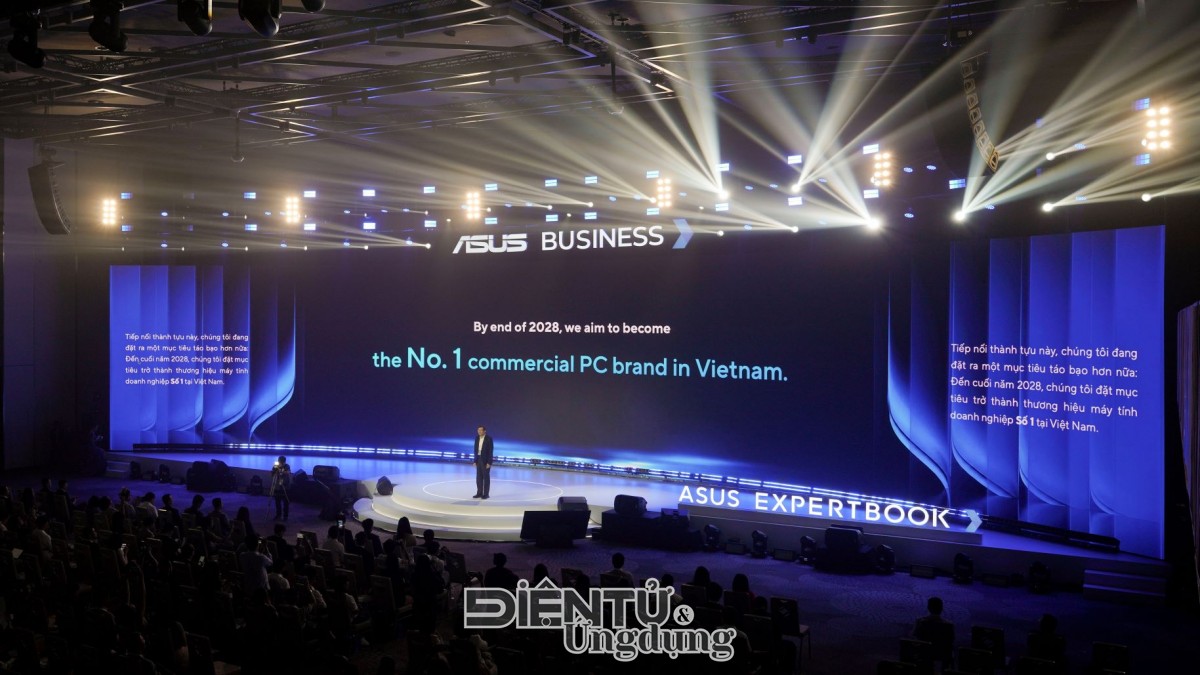 ASUS ra mắt ExpertBook Ultra,