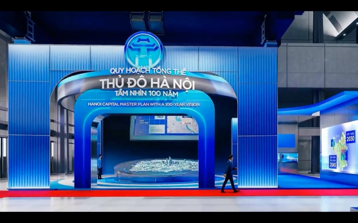 sa bàn quy hoạch Thủ đô