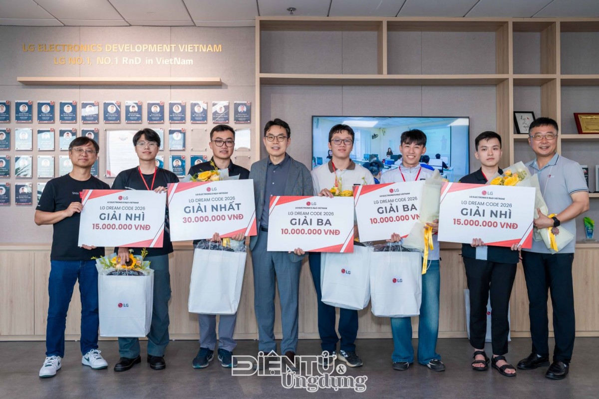 LG kỷ niệm 10 năm nghiên cứu và phát triển phần mềm ô tô tại Việt Nam